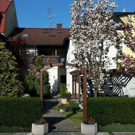 Apartment Pension Stark Františkovy Lázně Extérieur photo