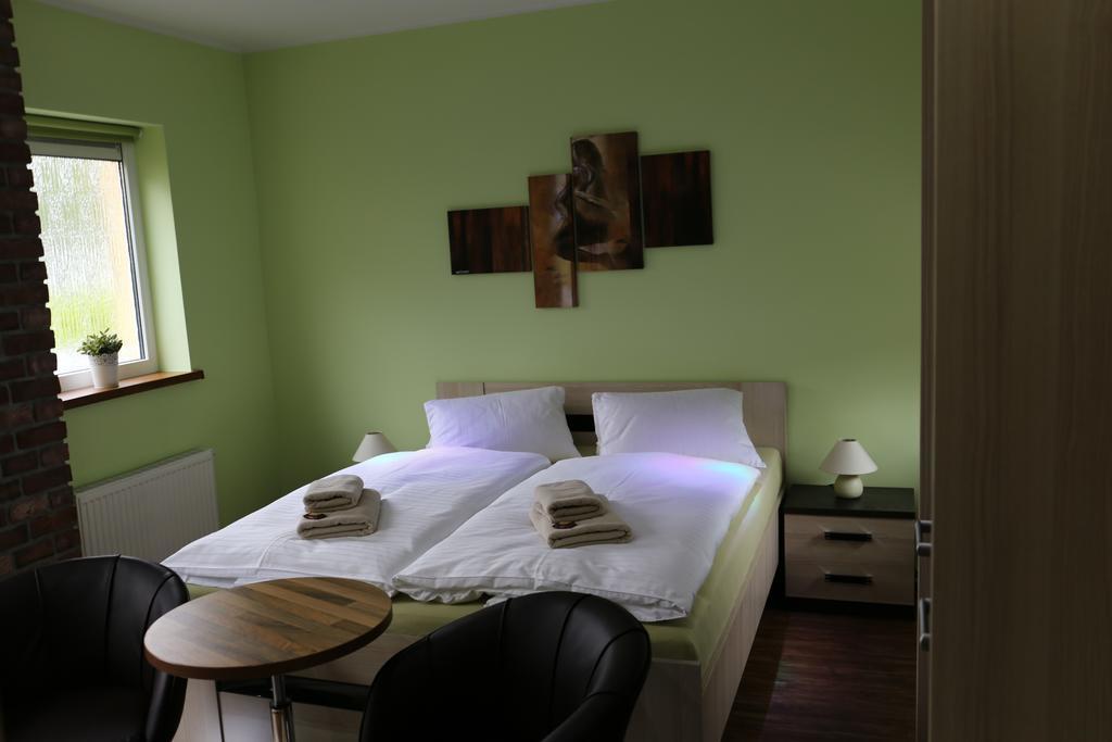 Apartment Pension Stark Františkovy Lázně Extérieur photo