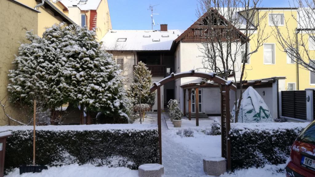 Apartment Pension Stark Františkovy Lázně Extérieur photo