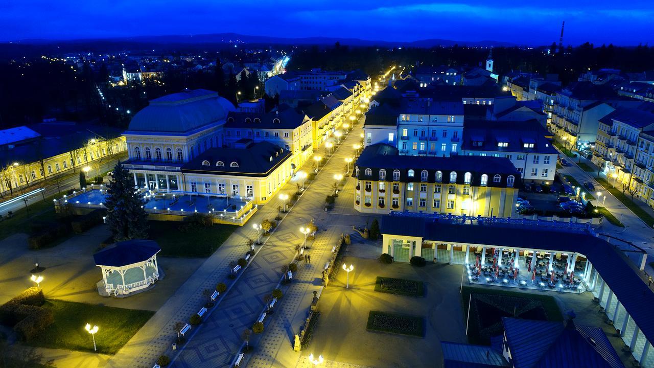 Apartment Pension Stark Františkovy Lázně Extérieur photo